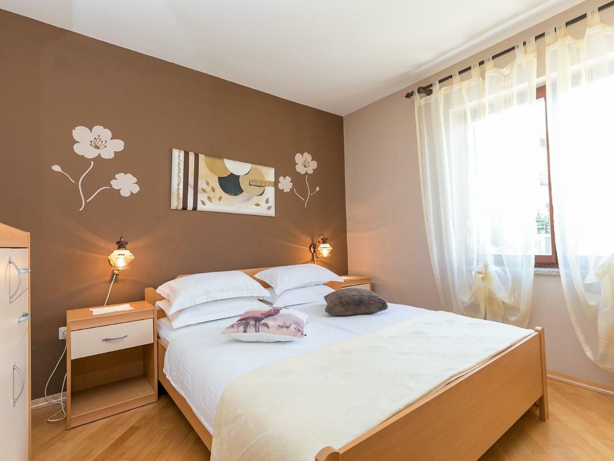 Apartments Nada Vrsar Bagian luar foto