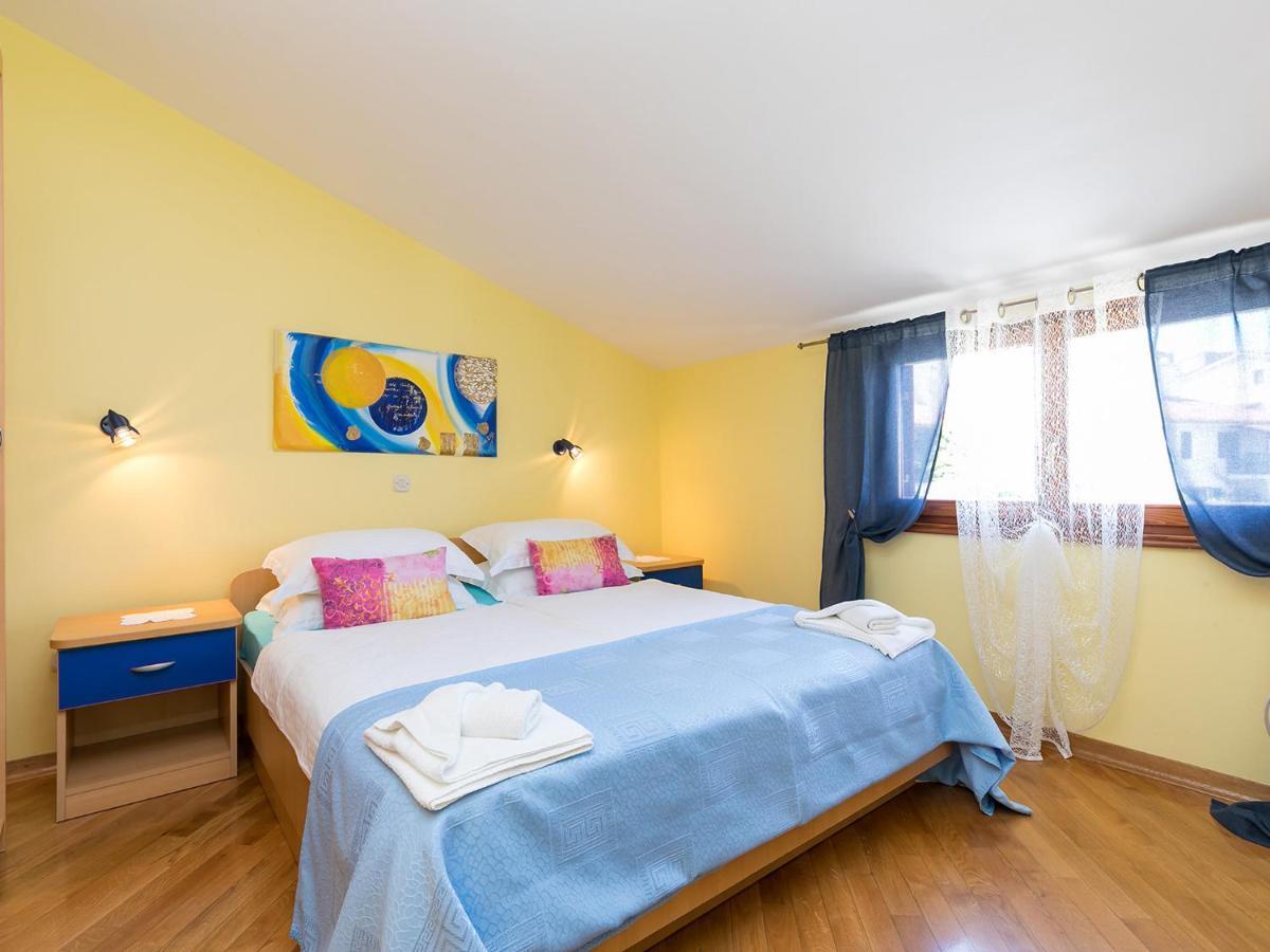 Apartments Nada Vrsar Bagian luar foto